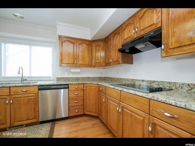 10272 S 1900 E, Sandy, UT 84092 — photo 8