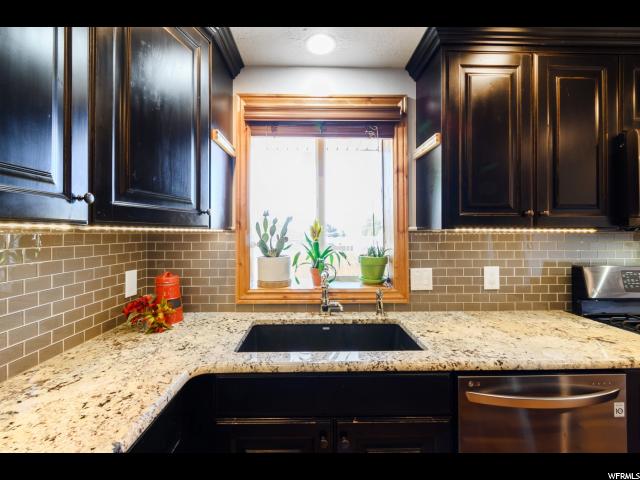 290 S 600 E, Clearfield, UT 84015 — photo 9