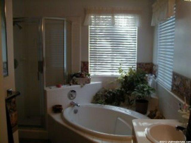 1433 E 2500 N, Layton, UT 84040 — photo 3