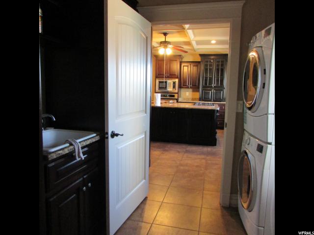 287 E 400 N, Spring City, UT 84662 — photo 11