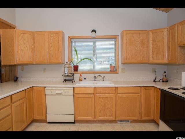 89 W 200 S, Lyman, UT 84749 — photo 12