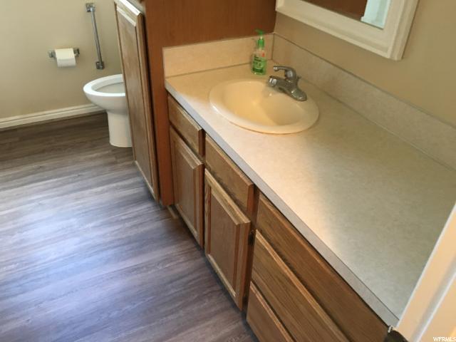 1709 N 200 W #4, Bountiful, UT 84010 — photo 4