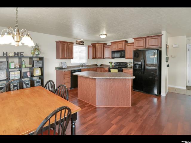 2568 Craig Ln, Syracuse, UT 84075 — photo 8