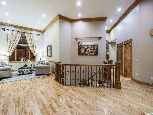 290 E Summerwood Dr S, Bountiful, UT 84010 — photo 8