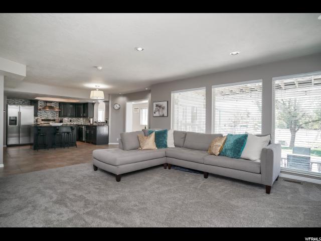 1849 E 6900 S, Uintah, UT 84405 — photo 11