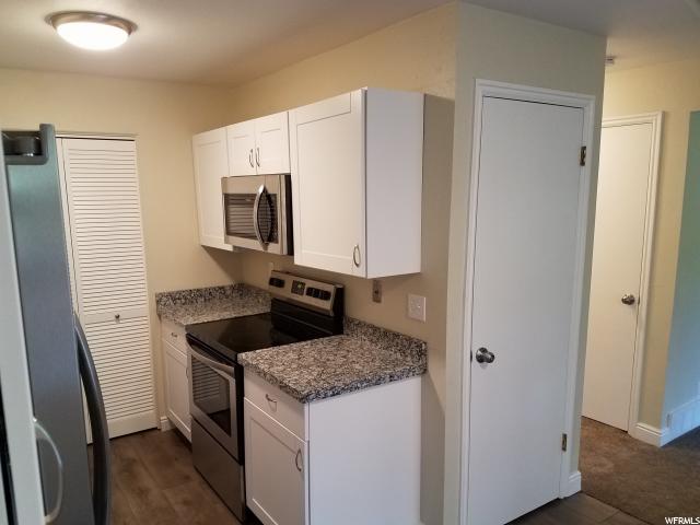 560 E Cobblestone Ln S, Midvale, UT 84047 — photo 9