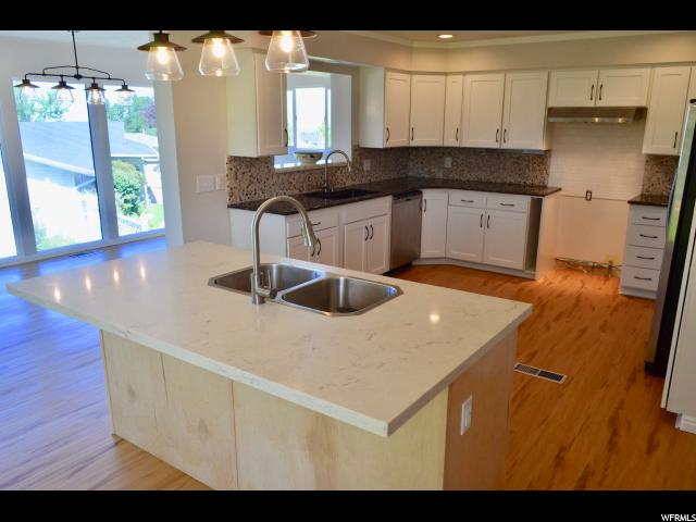 852 E Millbrook Way, Bountiful, UT 84010 — photo 5