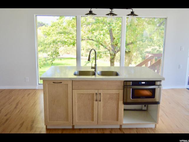 852 E Millbrook Way, Bountiful, UT 84010 — photo 9