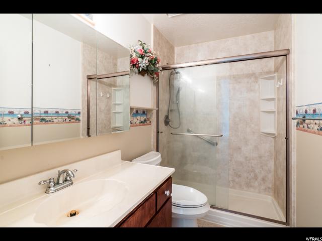 205 W 1675 N, Layton, UT 84041 — photo 4