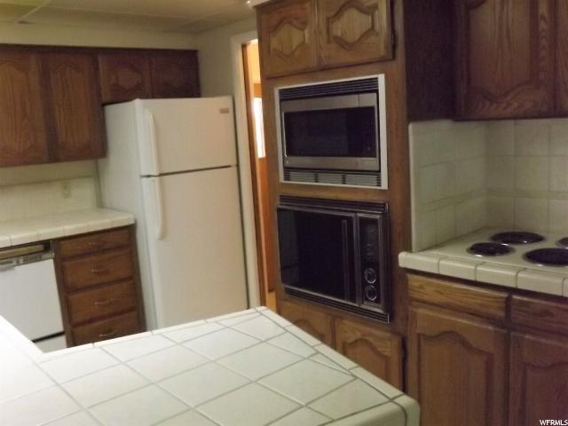 944 S Simoron Dr E, Ogden, UT 84404 — photo 10