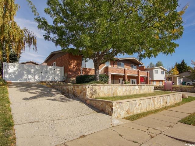 489 Barlow, Clearfield, UT 84015 — photo 2