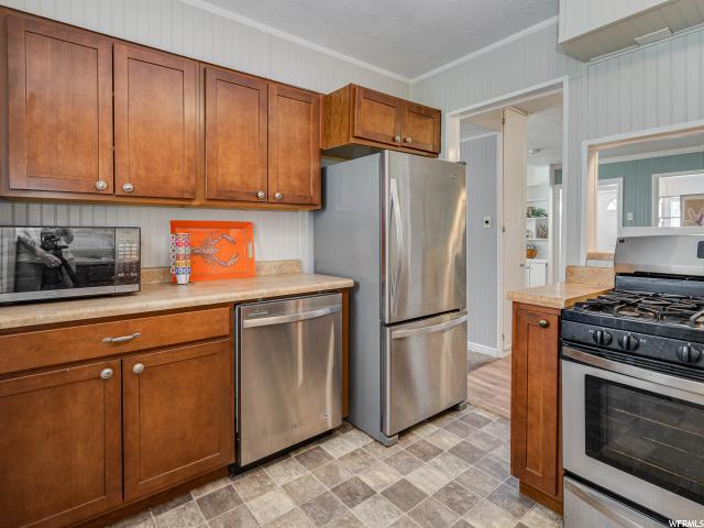 140 N First, Tooele, UT 84074 — photo 10