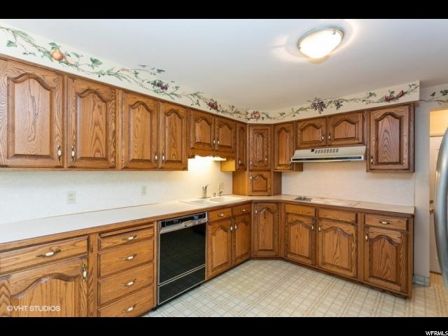 4533 S 2075 W, Roy, UT 84067 — photo 8