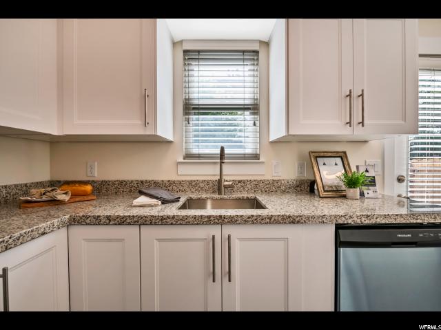 679 E 8800 S, Sandy, UT 84070 — photo 2