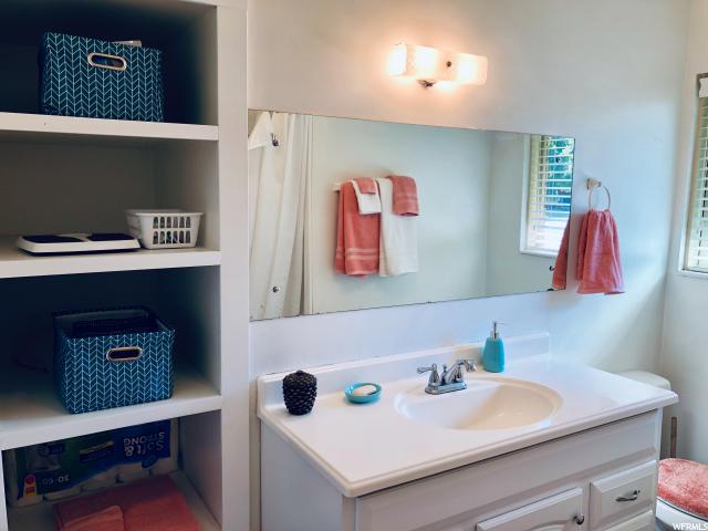 969 Simoron Dr, Ogden, UT 84404 — photo 9