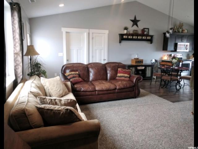 564 S 400 E, Preston, ID 83263 — photo 2