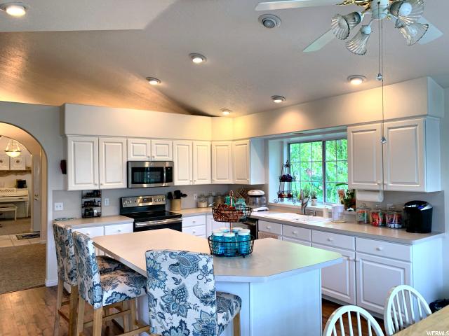 5478 S 200 E, Washington Terrace, UT 84405 — photo 11