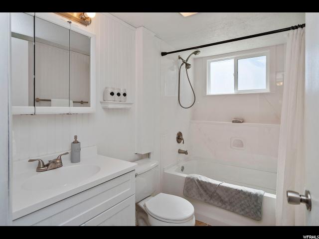 5631 S 4050 W, Roy, UT 84067 — photo 10