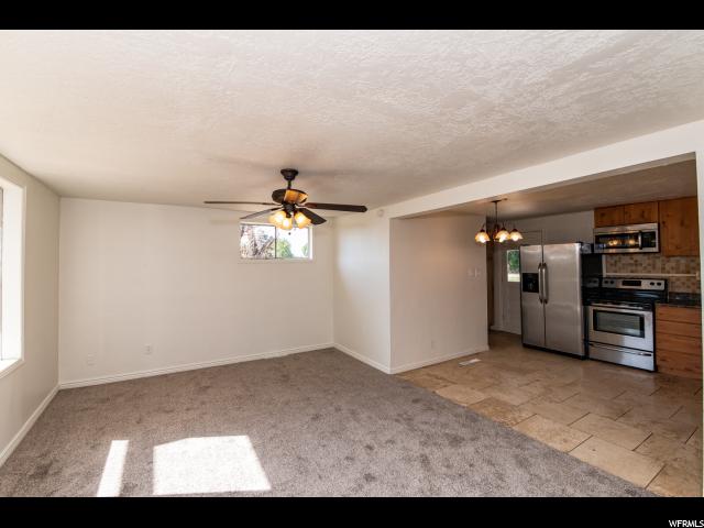 905 E Birch St S, Clearfield, UT 84015 — photo 8