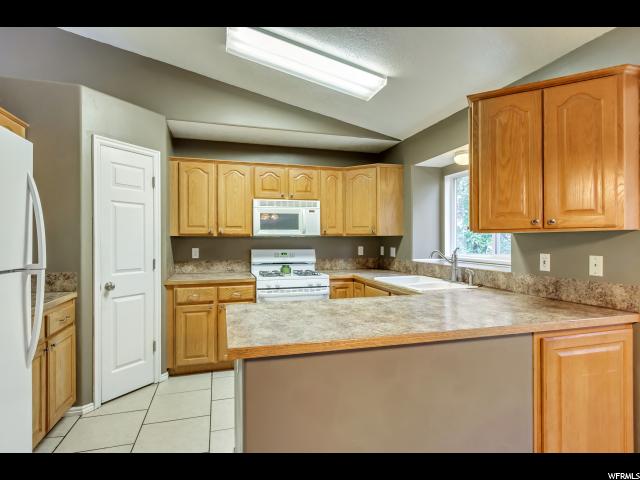 1294 E 3075 N, Layton, UT 84040 — photo 10