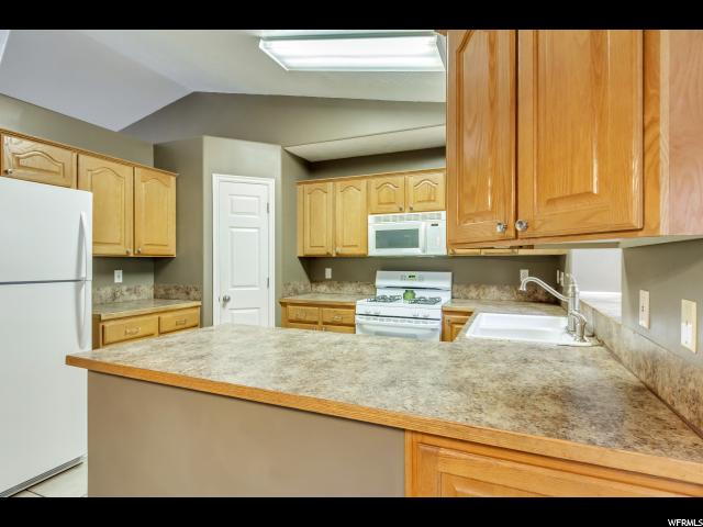 1294 E 3075 N, Layton, UT 84040 — photo 11