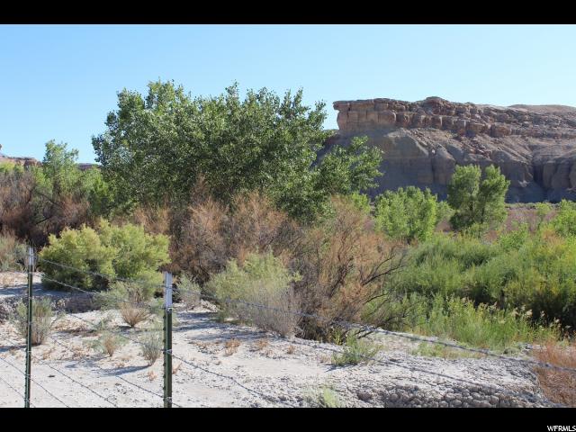 7500 E Highway 24 St S, Caineville, UT 84775 — photo 4
