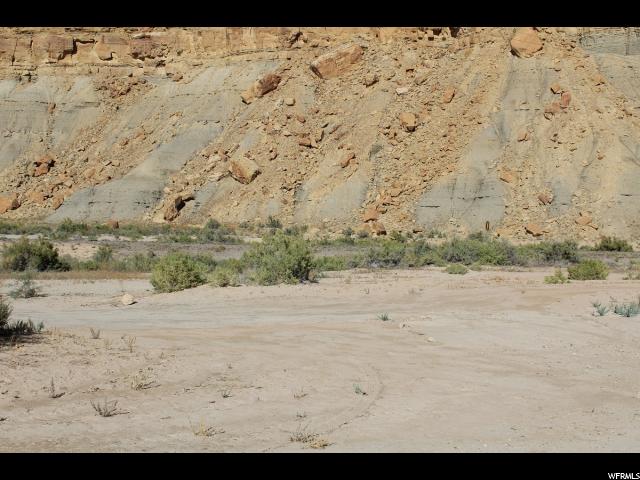 7500 E Highway 24 St S, Caineville, UT 84775 — photo 5