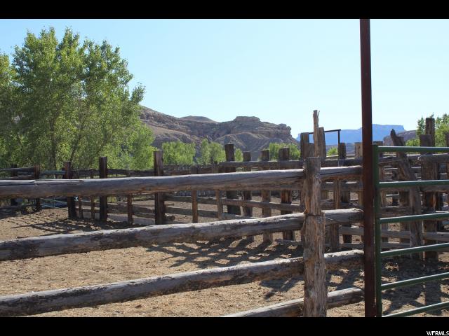 7500 E Highway 24 St S, Caineville, UT 84775 — photo 6