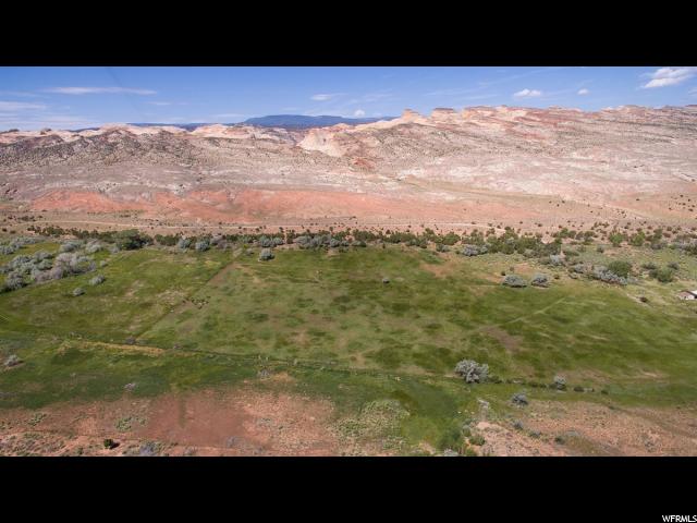 3845 S Notom Bench Rd E, Torrey, UT 84775 — photo 2