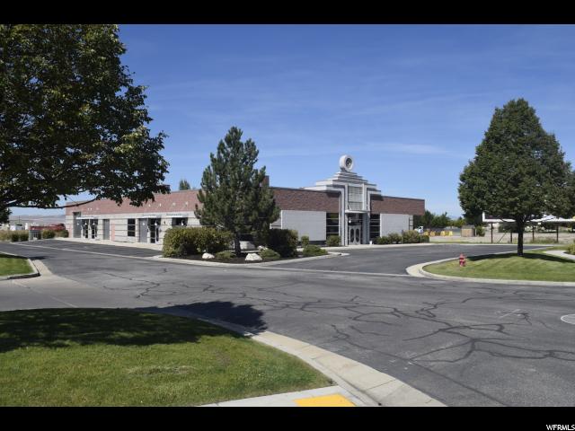 2359 N Main St W, North Logan, UT 84341 — photo 4