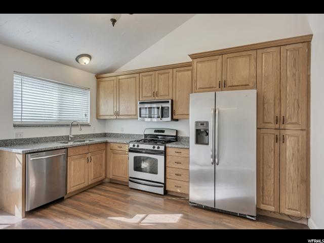 8134 S 805 E, Sandy, UT 84094 — photo 5