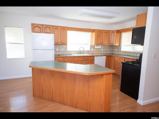 521 E Main St, Mt Pleasant, UT 84647 — photo 5