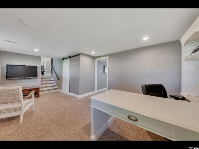 388 E 2625 N, Layton, UT 84041 — photo 9