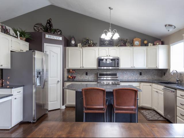 2602 W 2025 N, Clinton, UT 84015 — photo 7