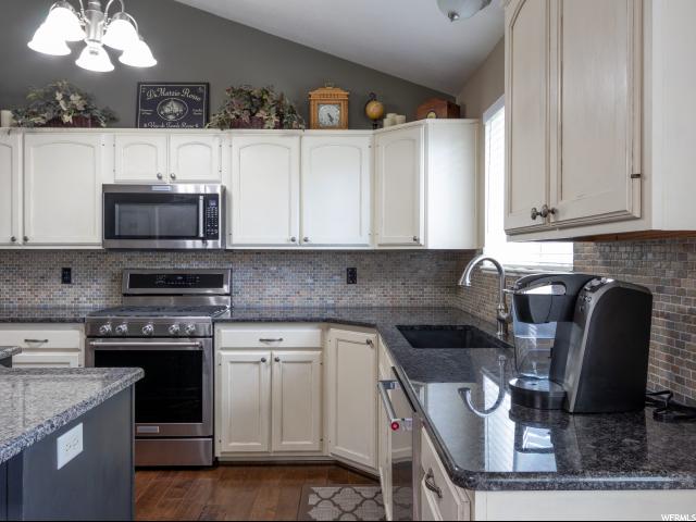 2602 W 2025 N, Clinton, UT 84015 — photo 8
