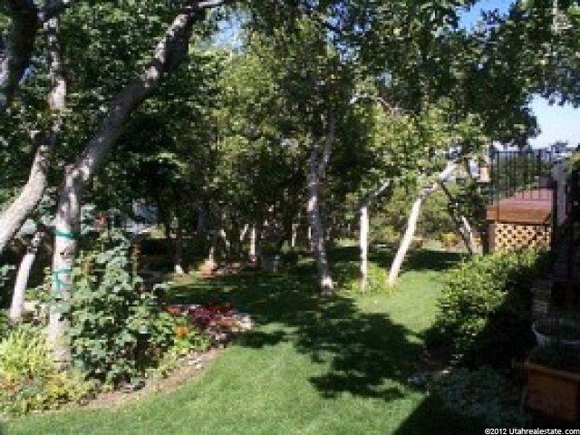 2998 Oakwood Dr, Bountiful, UT 84010 — photo 2