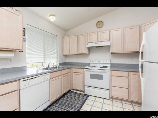 5212 Vista Dr, Roy, UT 84067 — photo 5
