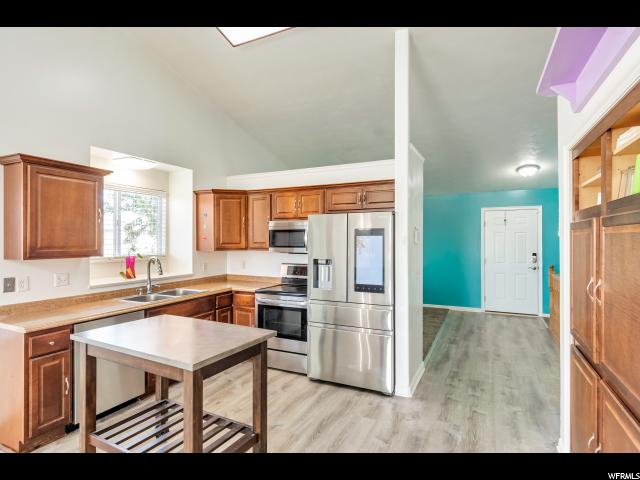 1252 E 3075 N, Layton, UT 84040 — photo 10