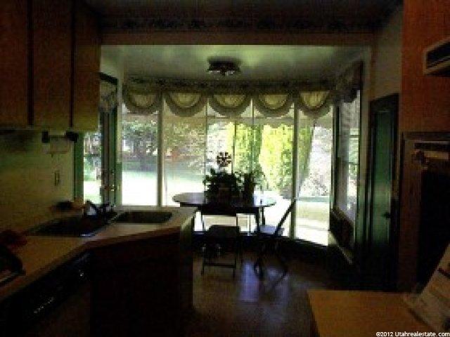 883 W 3600 S, Bountiful, UT 84010 — photo 3