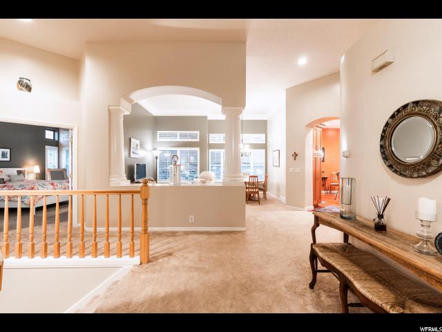 424 E Crown Pointe Dr, Murray, UT 84107 — photo 8