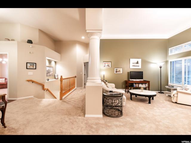 424 E Crown Pointe Dr, Murray, UT 84107 — photo 6