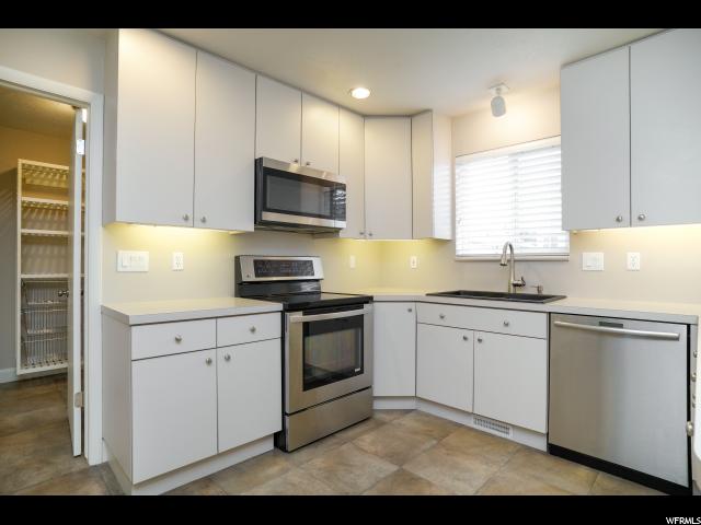 1065 W 4100 S, Riverdale, UT 84405 — photo 7