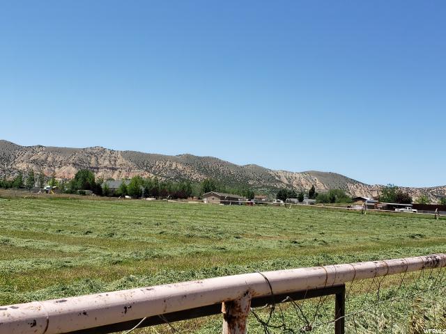208 E 4250 S, Vernal, UT 84078 — photo 12