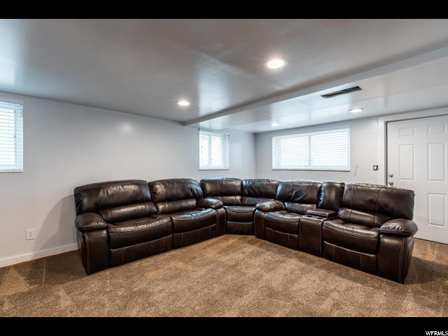 10116 S Mount View Dr E, Sandy, UT 84070 — photo 10