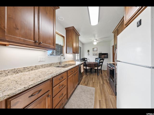 778 Wasatch Dr, Layton, UT 84041 — photo 2