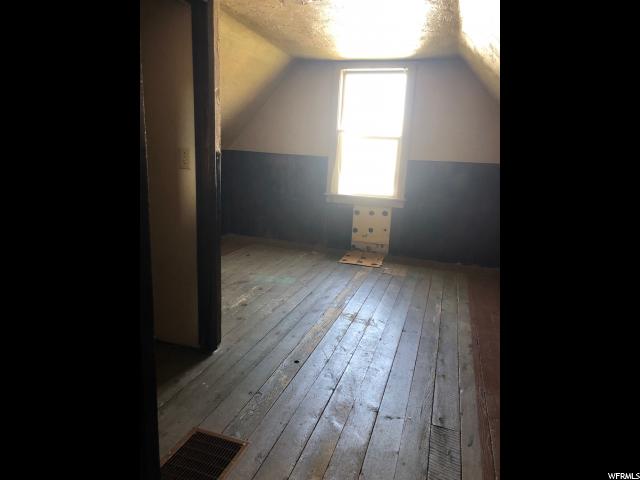 75 S Center St, Hyrum, UT 84319 — photo 7