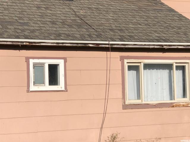 75 S Center St, Hyrum, UT 84319 — photo 9