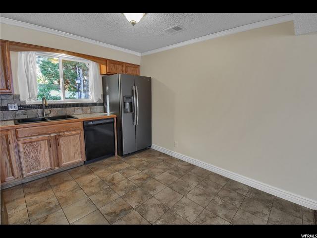 2349 W Chateau Dr, Roy, UT 84067 — photo 10