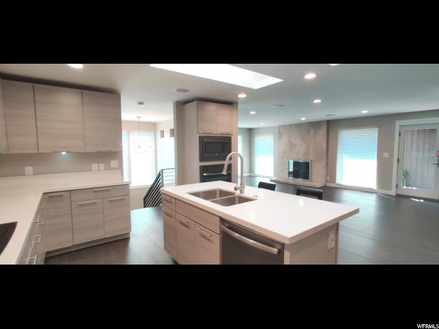 3989 S 2250 E, Holladay, UT 84124 — photo 7