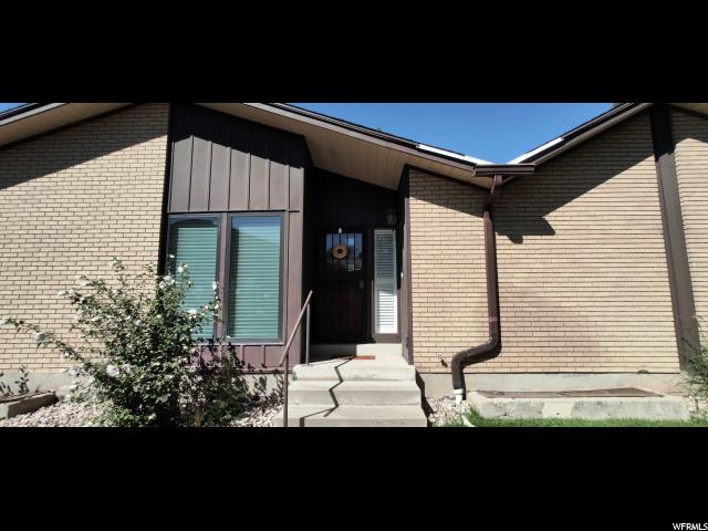 3989 S 2250 E, Holladay, UT 84124 — photo 2